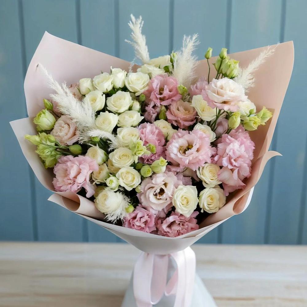 Букет цветов из: Альстромерии и Розы в Рощинском