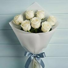 Букет 7 Белых роз Эдлесс Лав в Рощинском