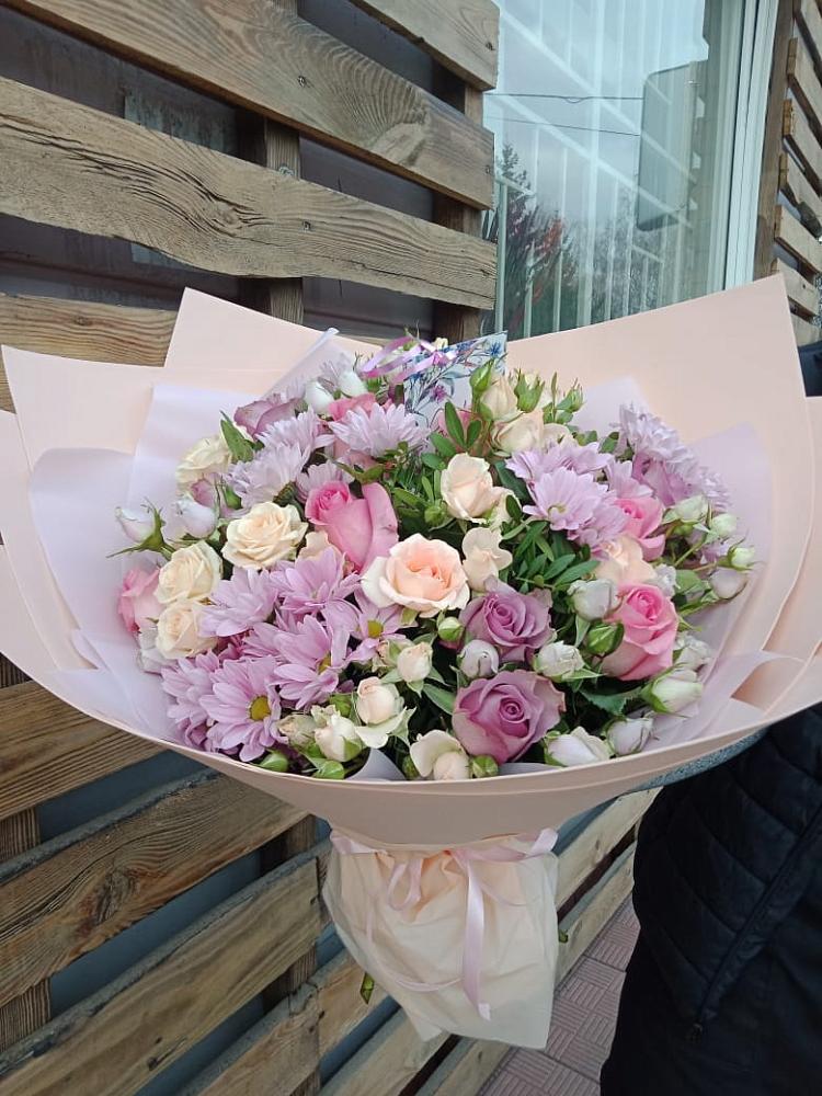 Букет цветов из: Розы и Хризантемы в Рощинском