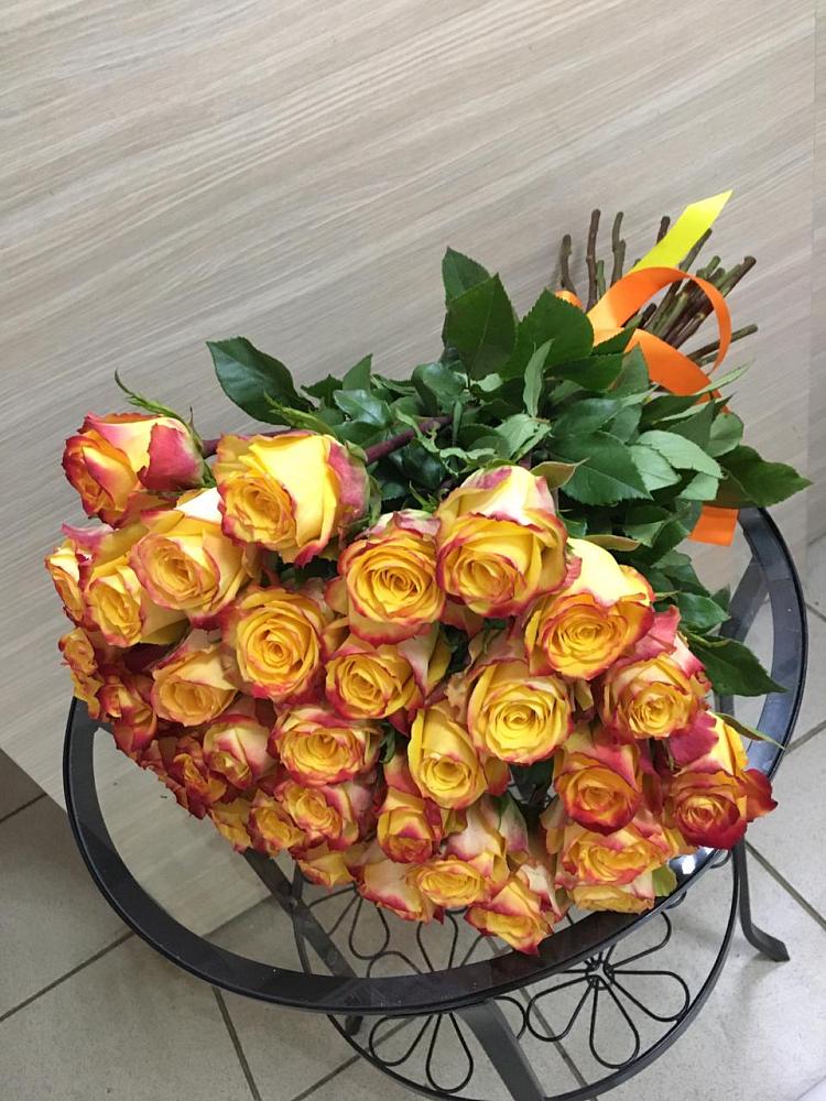 Букет Желтые розы в Рощинском