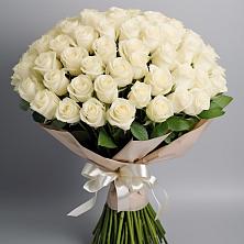 Букет 101 беля роза Белоснежка в Рощинском