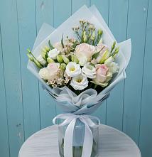 Букет цветов из:  Розы и Лизиантусы в Рощинском