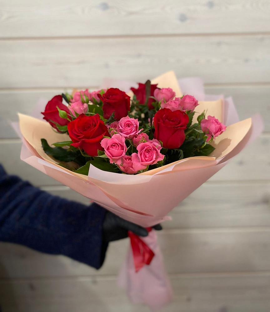 Букет цветов из: Розы в Рощинском
