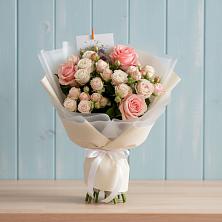 Букет цветов из:  Розы в Рощинском